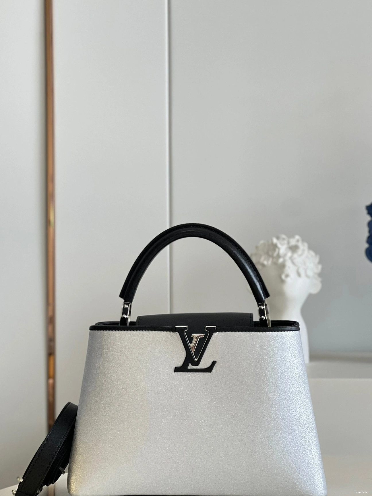 CAPUCINES VUITTON LOUIS BB 0821